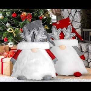 🎄 NWOT Gray Christmas Tree Topper Gnome